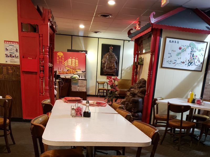 Ten Yen Restaurant interior