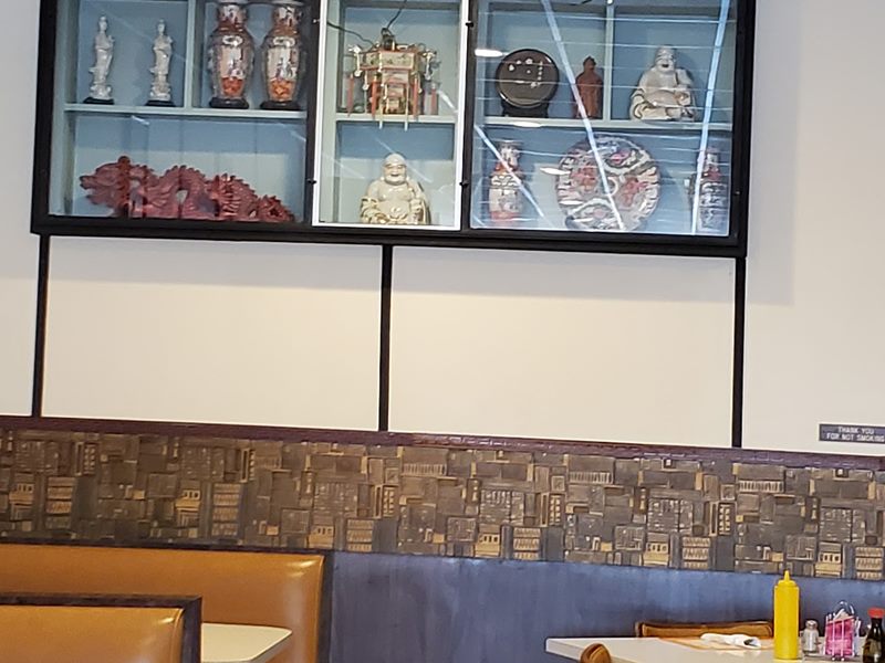 Ten Yen Restaurant interior